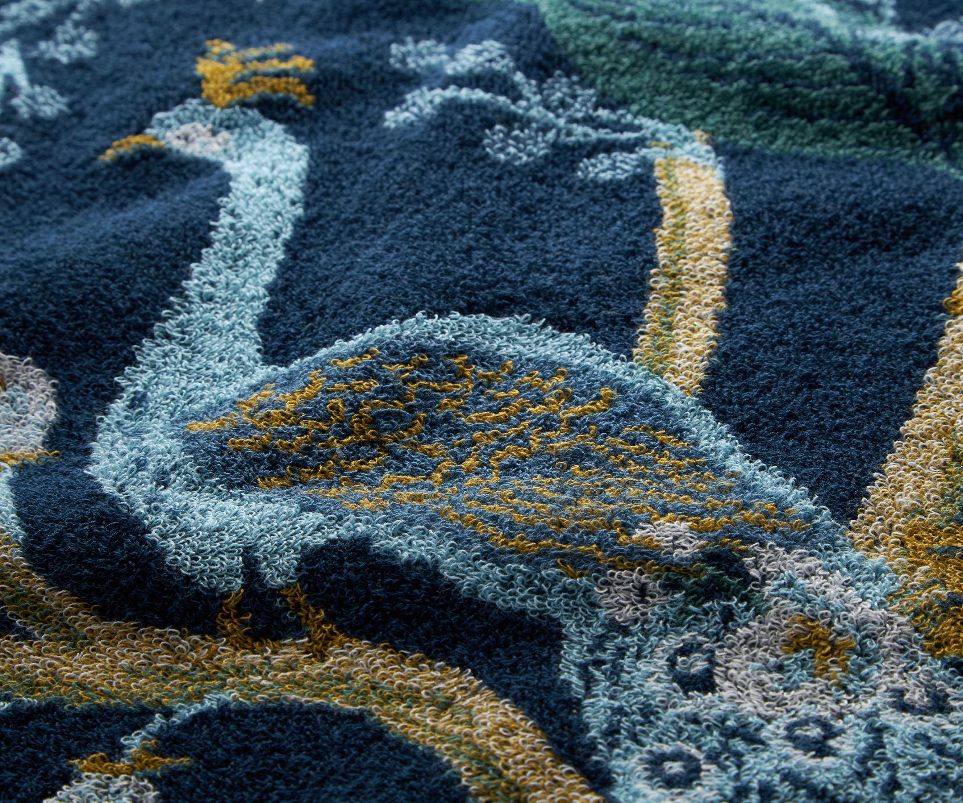 Jacquard Bath Towel - Peacock