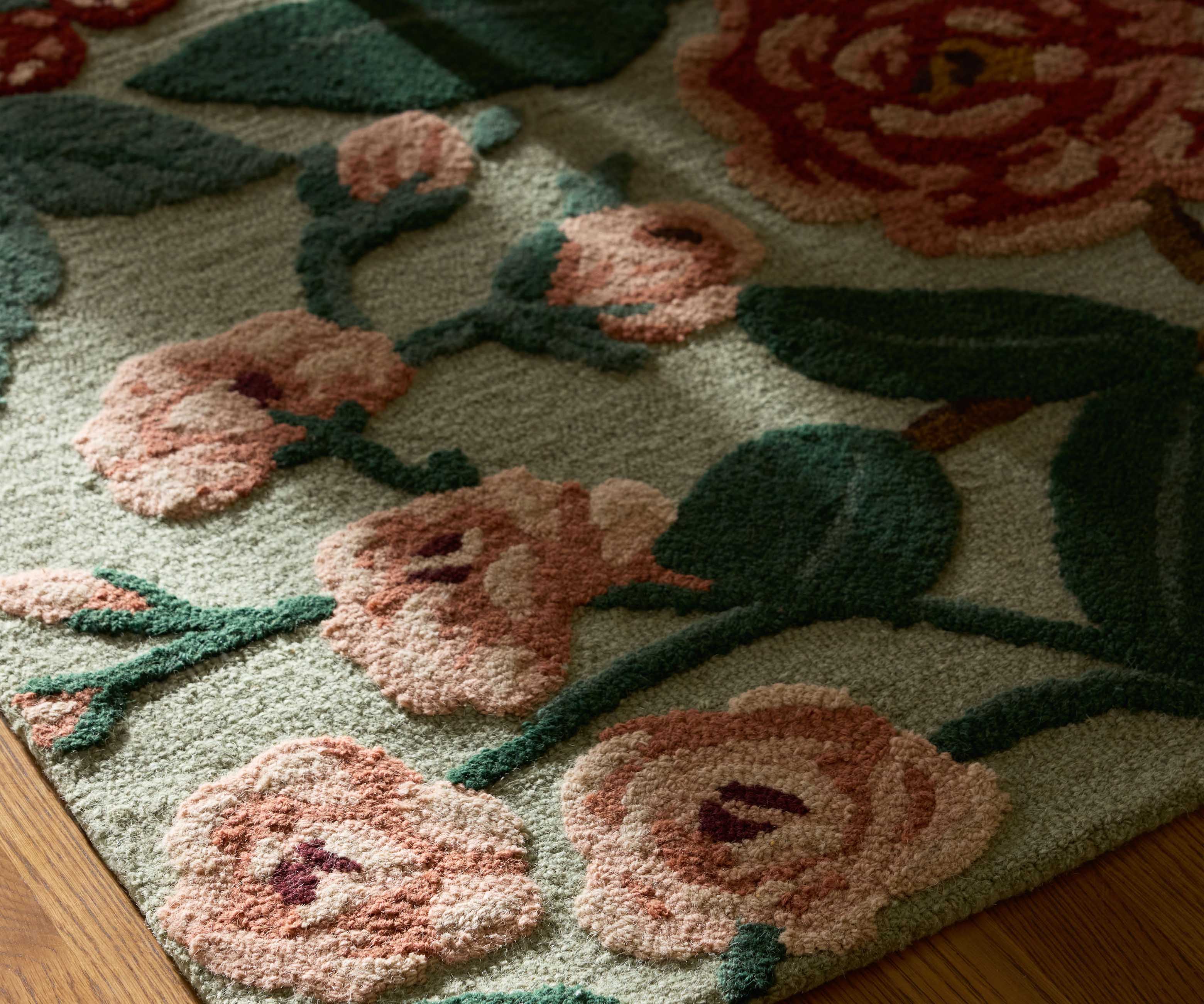 Highgrove Roses Wool Hooked Rug - Mint