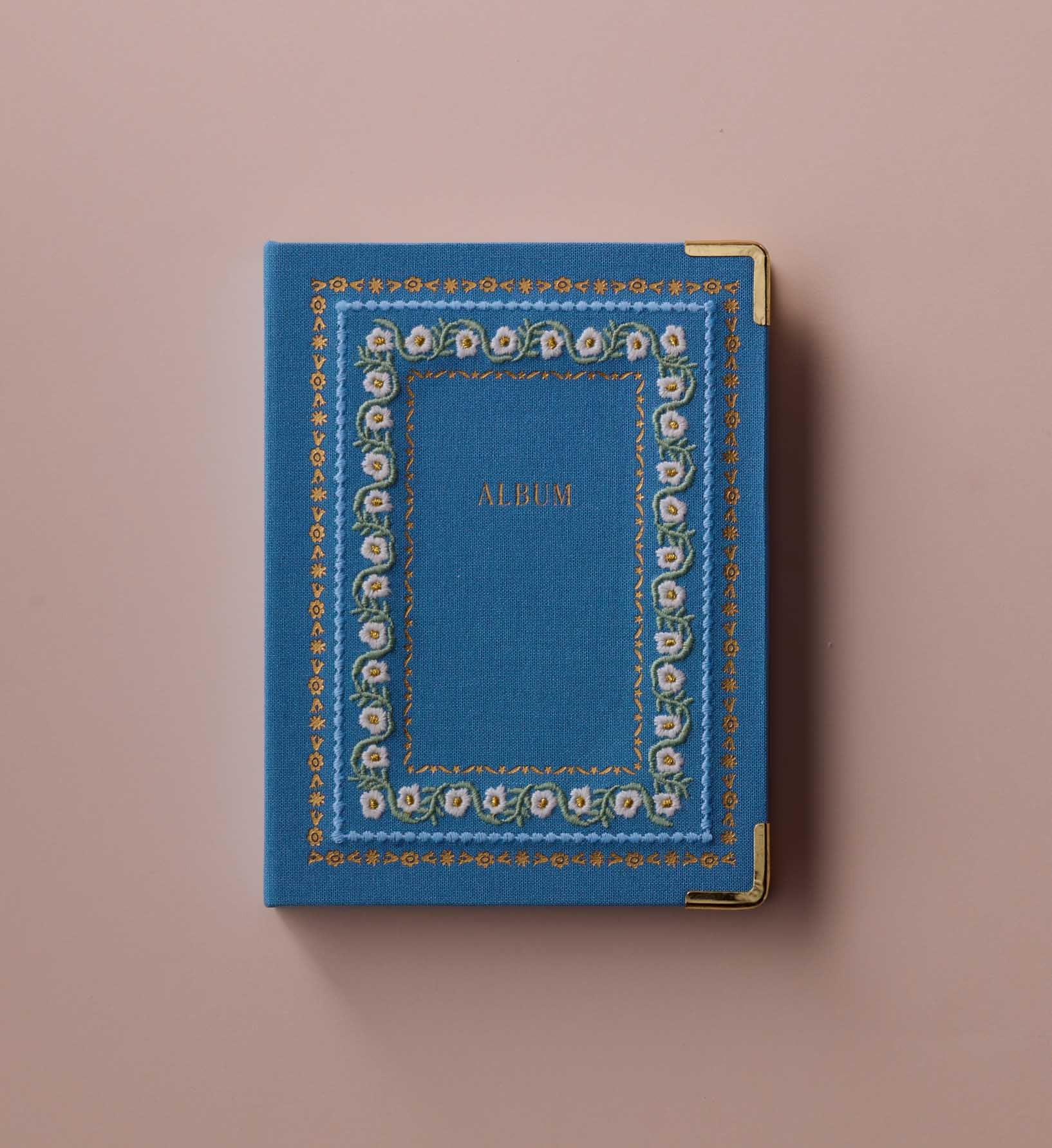 Embroidered Small Photo Album - Delphine