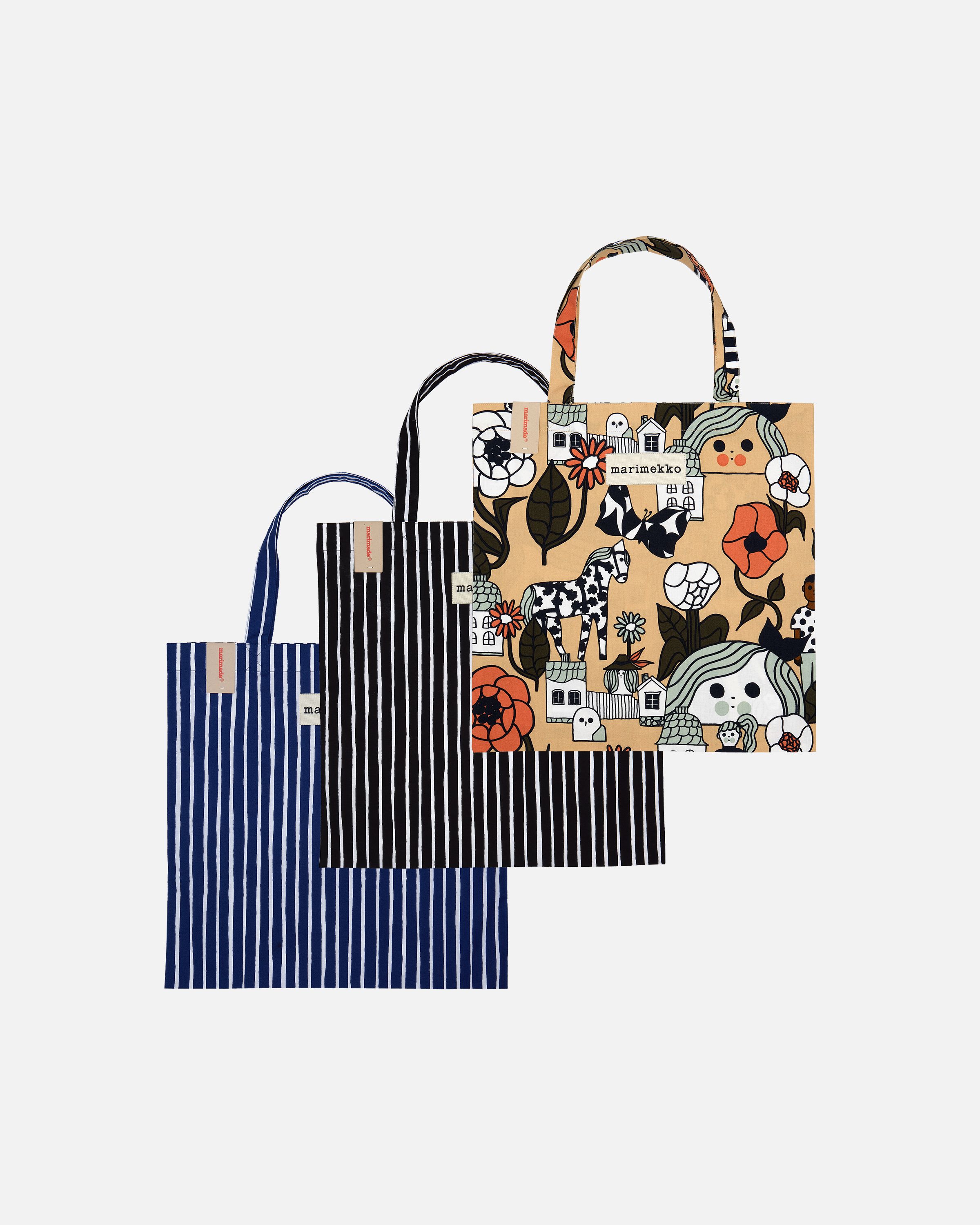Random assortment bag 44 x 43 cm Varying colors & patterns