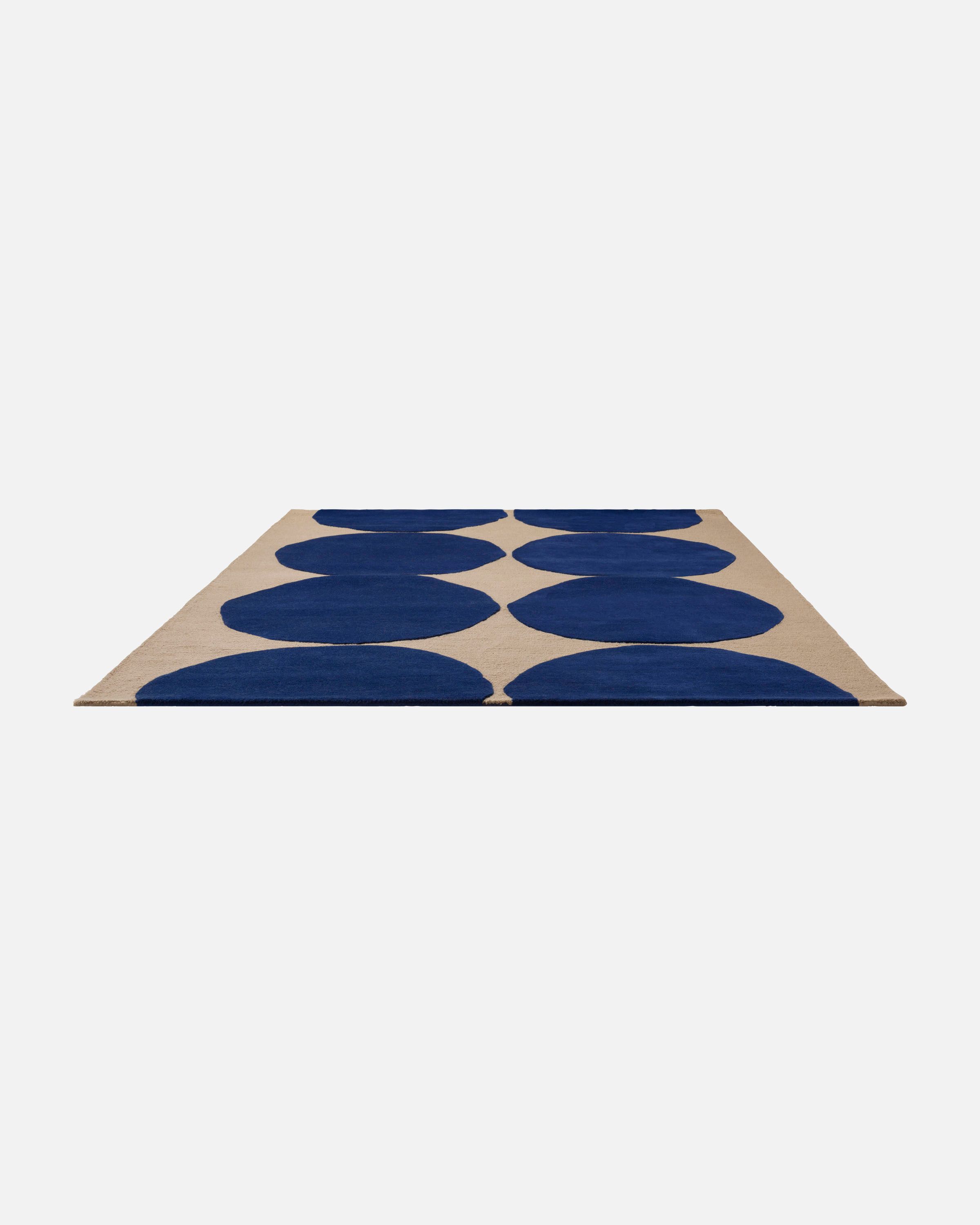 Isot Kivet Rug 140x200 cm