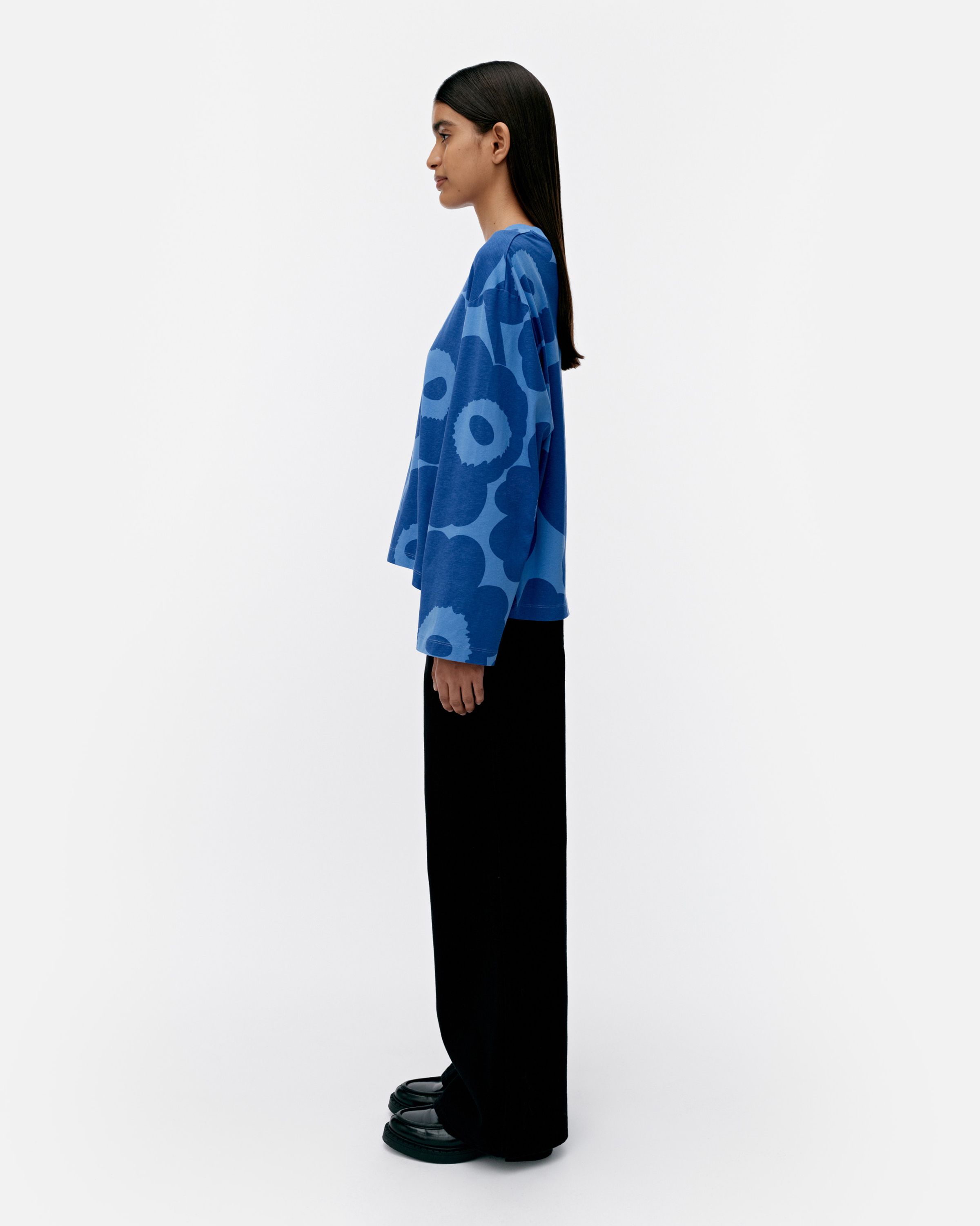 Valkea Unikko Shirt